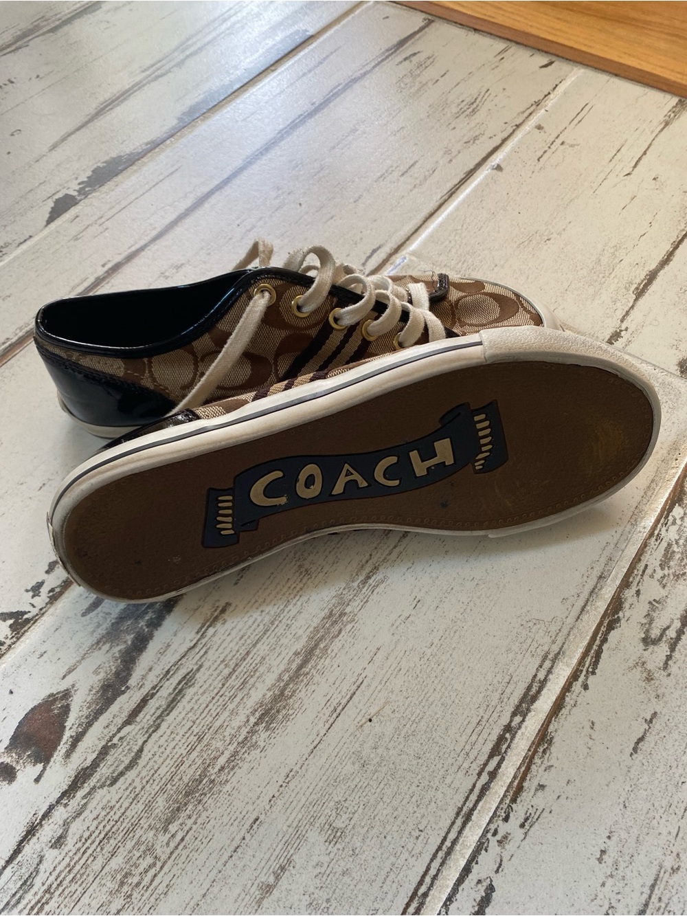 Coach Tan Signature Canvas Low-Top Sneakers with Black Patent Heel